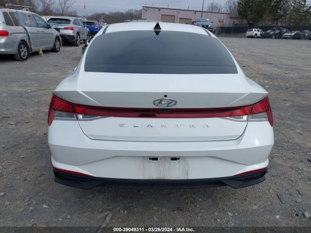 5NPLL4AG6MH050255 Hyundai ELANTRA SE