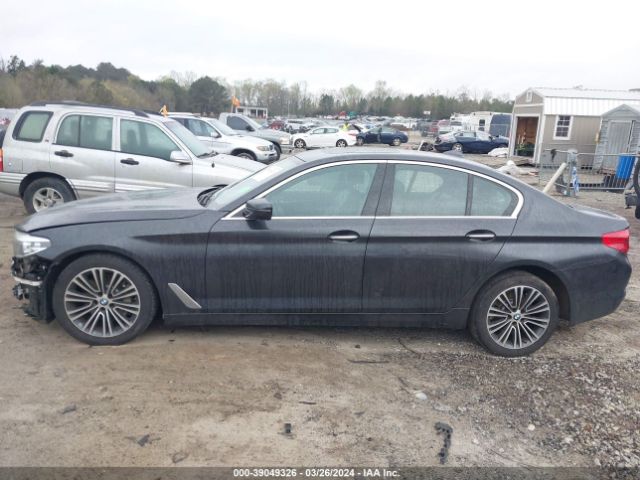 WBAJA7C53JG907784 BMW 530i Xdrive