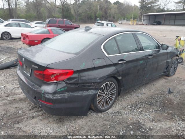 WBAJA7C53JG907784 BMW 530i Xdrive