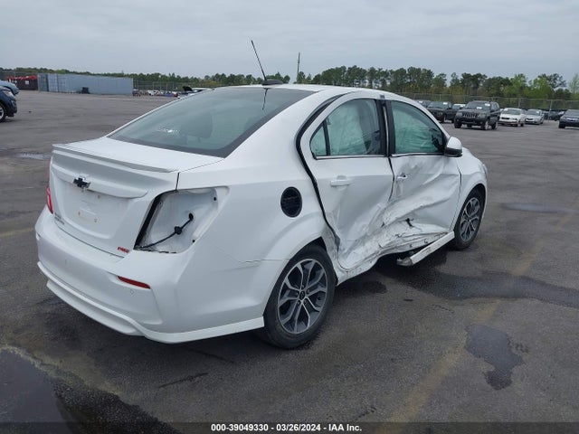 Chevrolet Sonic Lt Auto 2019 1G1JD5SB2K4139135 Image 4
