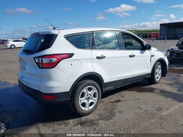 Ford ESCAPE S 2018 1FMCU0F71JUB74283 Image 4