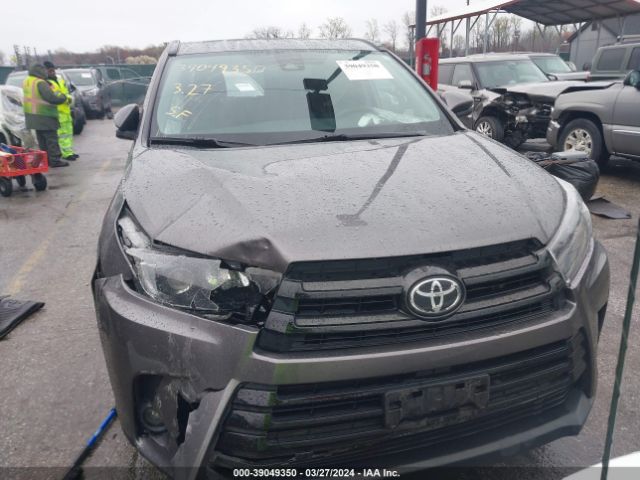 5TDJZRFH6KS625286 Toyota Highlander Se