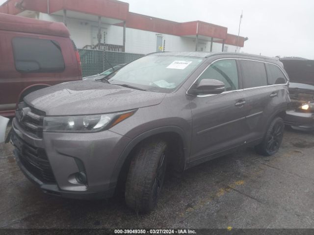 5TDJZRFH6KS625286 Toyota Highlander Se