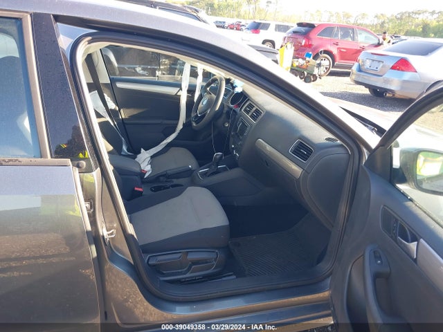 3VW2B7AJ5JM233368 Volkswagen Jetta 1.4t S