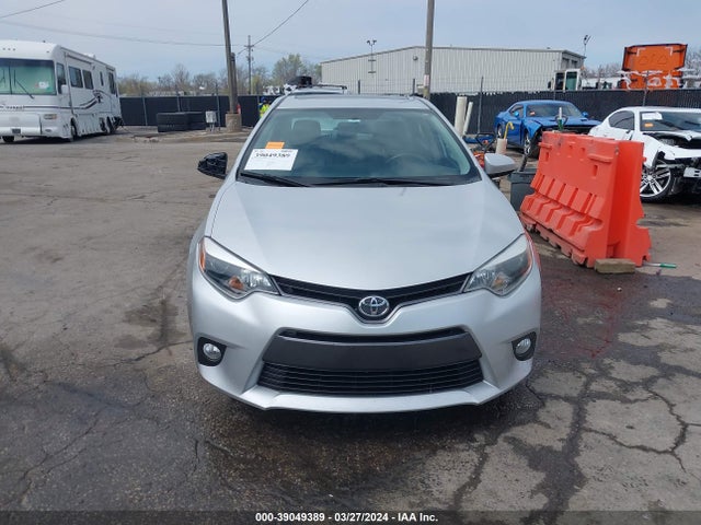 Toyota Corolla Le Plus 2016 2T1BURHE1GC513873 Image 12