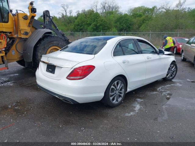 55SWF4JB4GU131801 Mercedes-Benz C 300 Luxury/sport