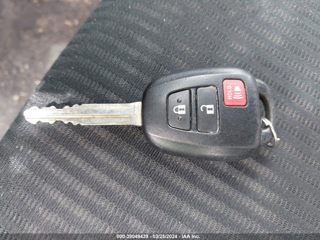 Toyota RAV4 LE 2015 2T3ZFREV4FW179467 Image 11