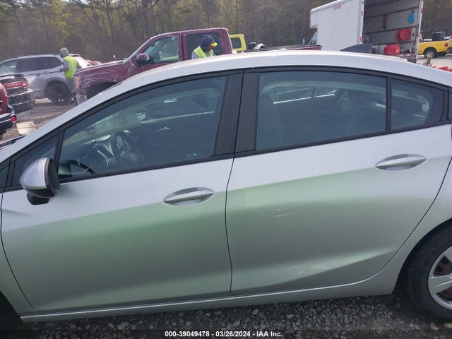 Chevrolet Cruze Ls Auto 2016 1G1BC5SM1G7319737 Image 15