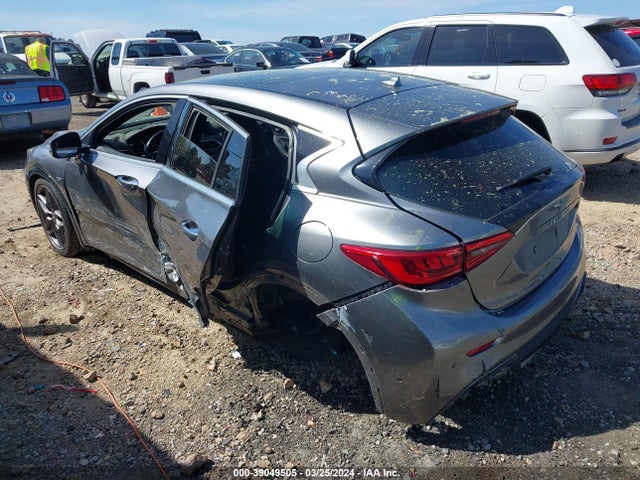 SJKCH5CP8HA028451 Infiniti Qx30 Sport