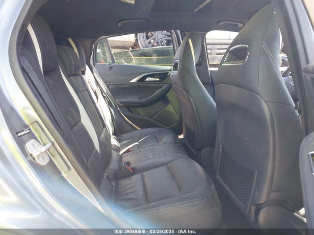 SJKCH5CP8HA028451 Infiniti Qx30 Sport