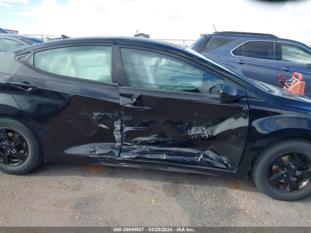 5NPDH4AE7FH560086 Hyundai ELANTRA SE
