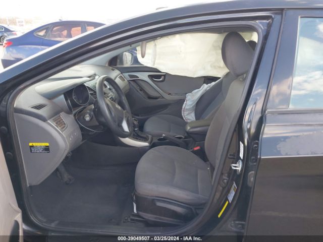 5NPDH4AE7FH560086 Hyundai ELANTRA SE