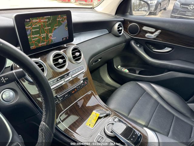 WDC0G4JB6GF084037 Mercedes-Benz GLC 300