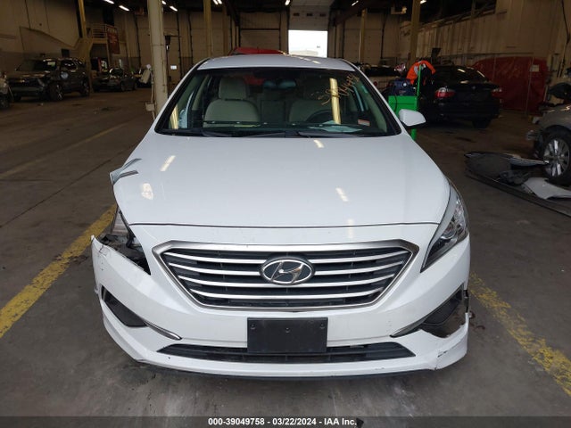Hyundai SONATA SE 2016 5NPE24AF4GH261932 Image 12