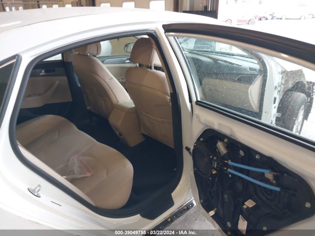 Hyundai SONATA SE 2016 5NPE24AF4GH261932 Image 8