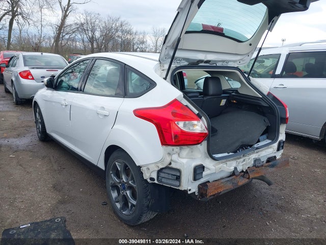 Ford FOCUS SE 2014 1FADP3K24EL256179 Image 3