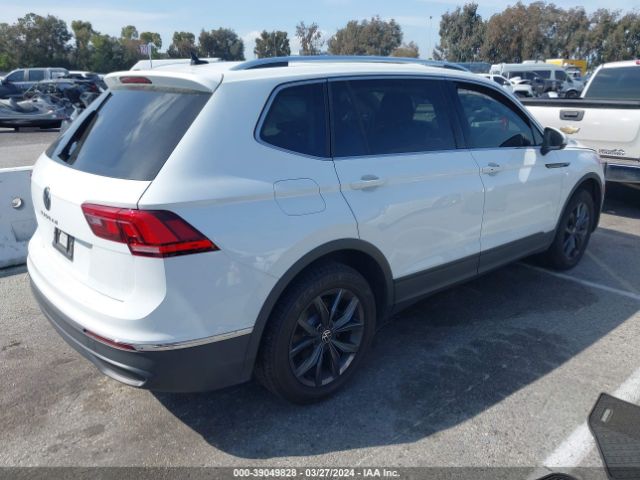 3VV3B7AX6NM170123 Volkswagen Tiguan 2.0t Se
