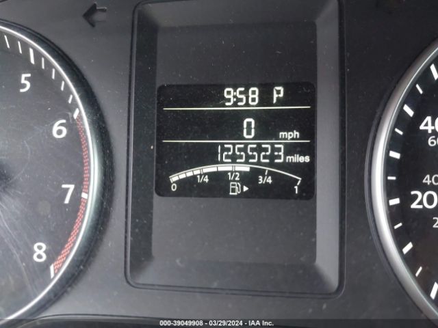 3VWD17AJXEM413365 Volkswagen Jetta 1.8t Se