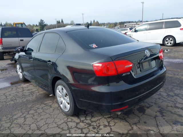 3VWD17AJXEM413365 Volkswagen Jetta 1.8t Se
