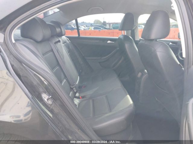 3VWD17AJXEM413365 Volkswagen Jetta 1.8t Se