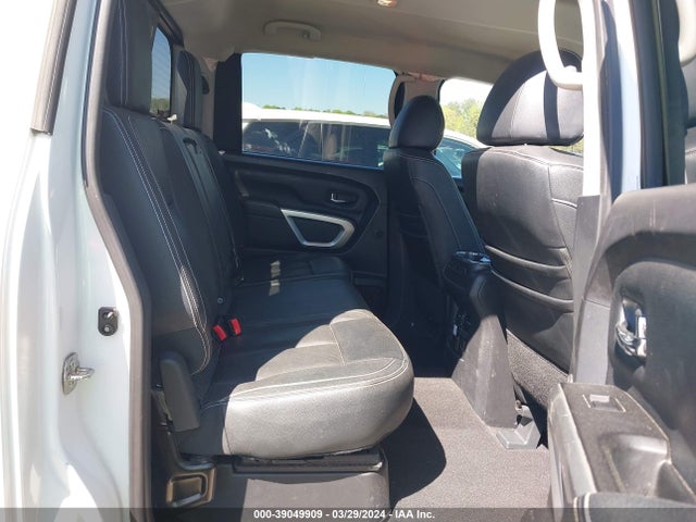 Nissan Titan Pro-4x 2018 1N6AA1E53JN509822 Image 8