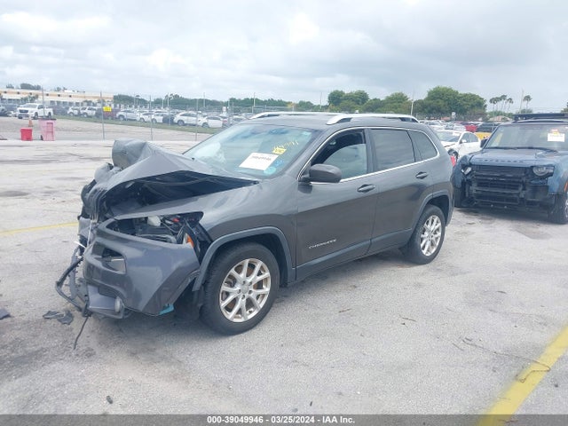 Jeep Cherokee Latitude 2015 1C4PJLCB1FW793390 Image 2