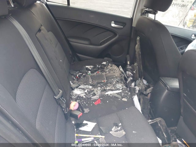 KIA FORTE LX 2017 KNAFK5A84H5702517 Image 8
