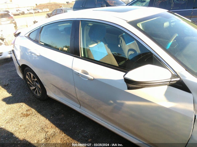 Honda CIVIC EX 2017 2HGFC2F77HH525566 Image 13