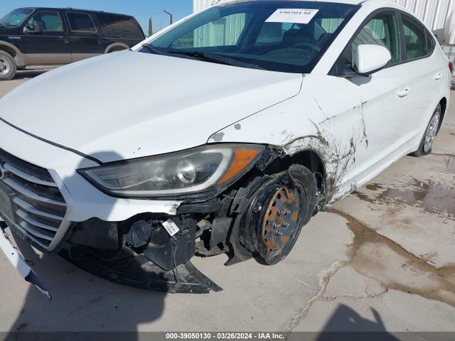 Hyundai ELANTRA SE 2017 5NPD74LF8HH132233 Image 6