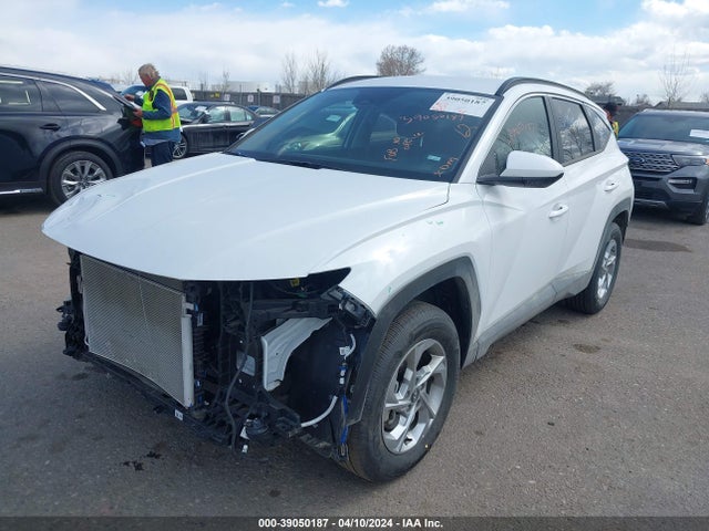 Hyundai TUCSON SEL 2024 5NMJBCDE2RH345744 Image 2