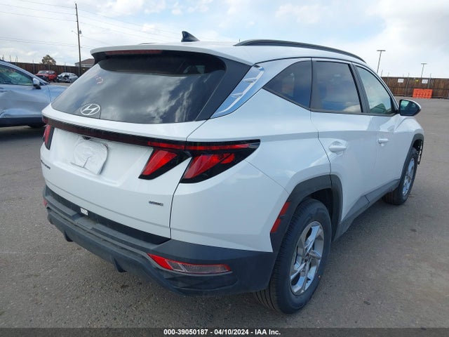Hyundai TUCSON SEL 2024 5NMJBCDE2RH345744 Image 4