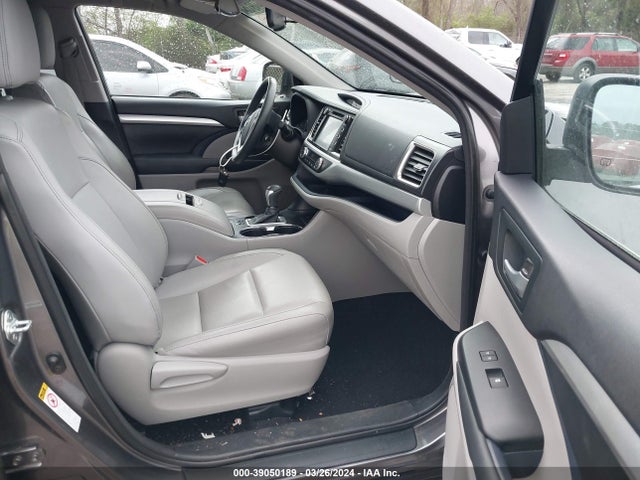 Toyota Highlander Xle V6 2015 5TDKKRFHXFS095662 Image 5