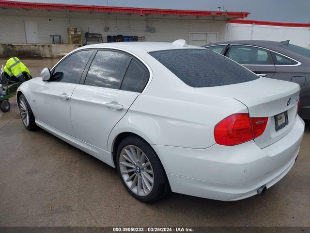 2011 Bmw 335i მანქანა იყიდება აუქციონზე, vin: WBAPM5C51BE435166, აუქციონის ნომერი: 39050233