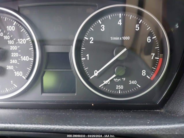 2011 Bmw 335i მანქანა იყიდება აუქციონზე, vin: WBAPM5C51BE435166, აუქციონის ნომერი: 39050233