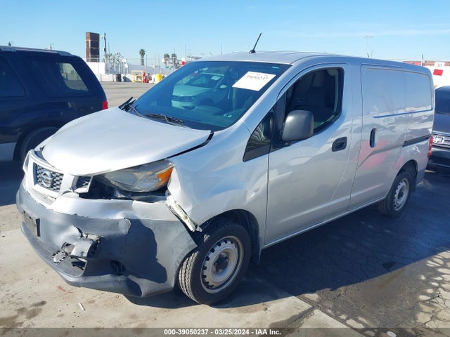 Nissan NV200 SV 2015 3N6CM0KN0FK730807 Image 2