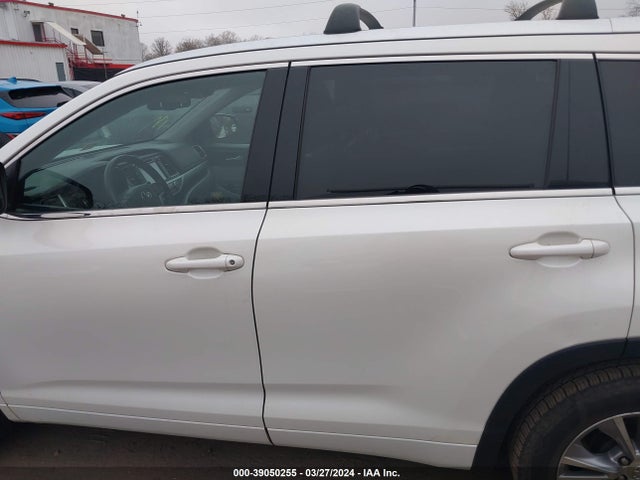 Toyota Highlander Xle V6 2015 5TDJKRFH3FS082294 Image 14