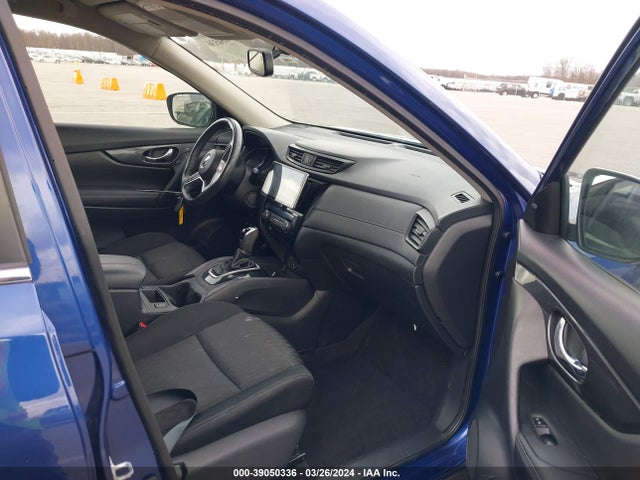 Nissan ROGUE SV 2017 KNMAT2MT3HP525617 Image 5