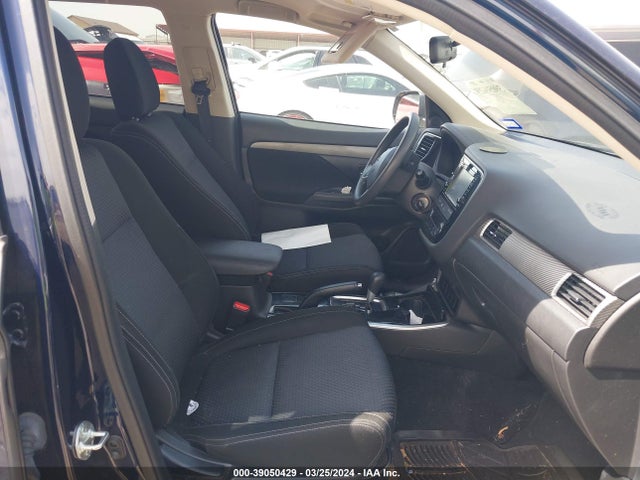 JA4AD2A31JZ063399 Mitsubishi Outlander Es