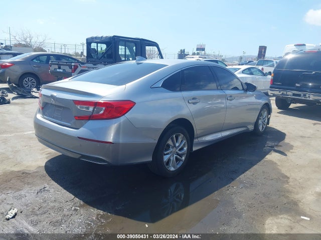 Honda ACCORD LX 2018 1HGCV1F15JA217609 Image 4