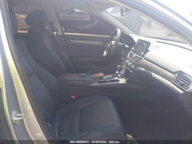 Honda ACCORD LX 2018 1HGCV1F15JA217609 Image 5