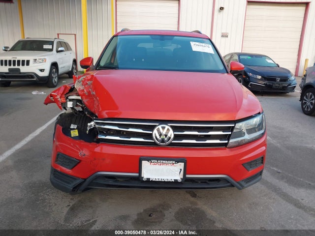 3VV3B7AX5JM090645 Volkswagen Tiguan 2.0t Se/2.0t Sel