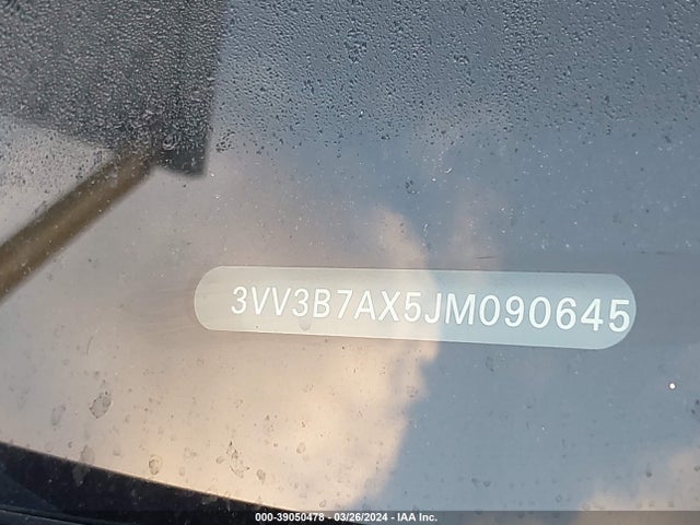 3VV3B7AX5JM090645 Volkswagen Tiguan 2.0t Se/2.0t Sel