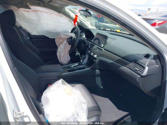 1HGCV1F13KA079392 Honda ACCORD LX