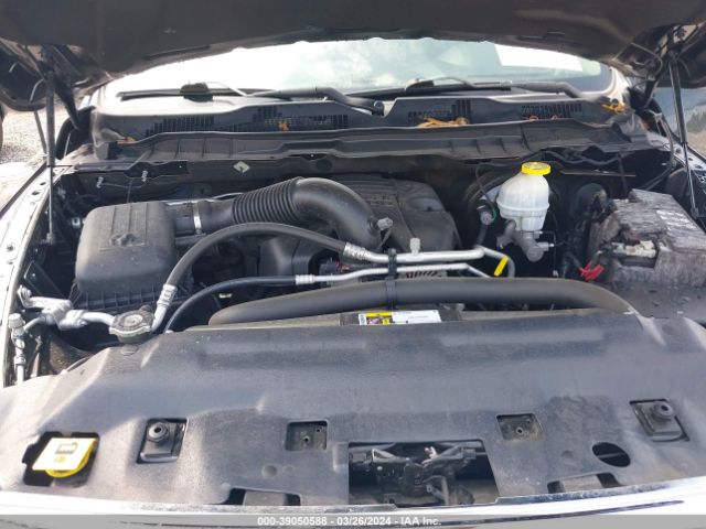 1C6RR7NT6JS158462 RAM 1500 Laramie  4x4 5'7 Box