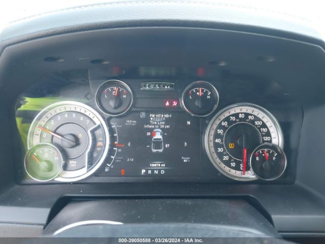 1C6RR7NT6JS158462 RAM 1500 Laramie  4x4 5'7 Box