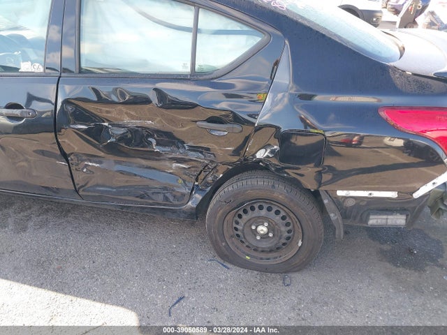 Nissan Versa 1.6 S+ 2019 3N1CN7AP6KL843180 Image 12
