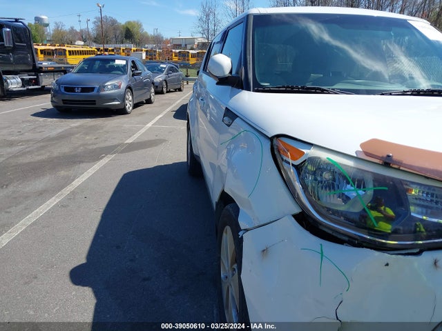 KIA Soul 2014 KNDJN2A29E7739898 Image 12