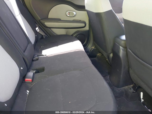 KIA Soul 2014 KNDJN2A29E7739898 Image 8