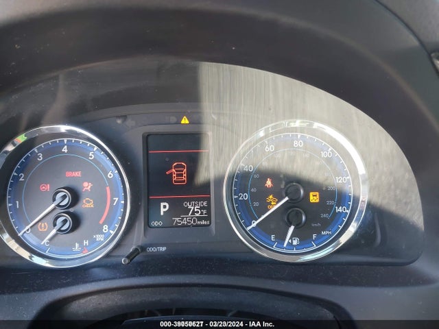 Toyota COROLLA L 2018 5YFBURHE7JP741268 Image 7