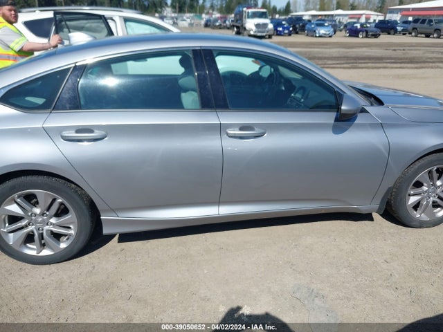 Honda ACCORD LX 2019 1HGCV1F17KA090279 Image 13